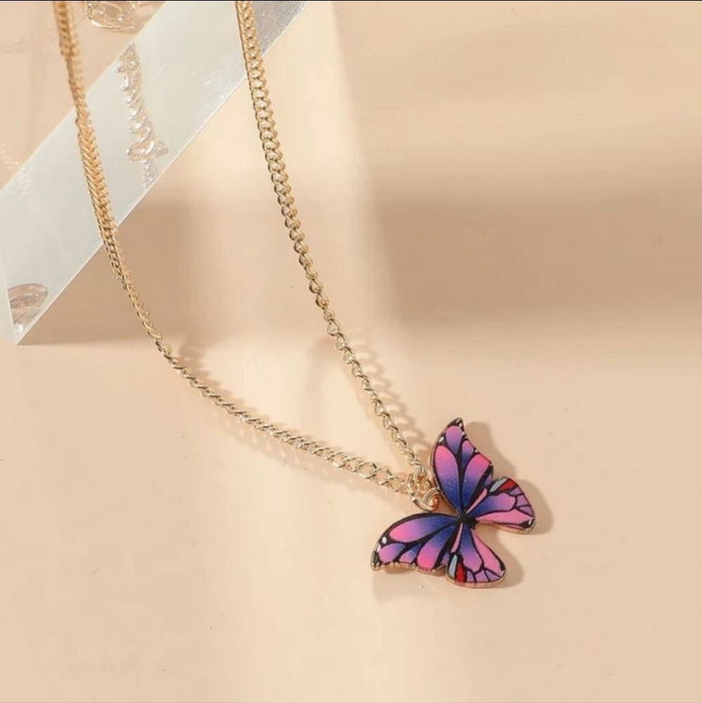 COPY - NEW pink/purple butterfly necklace - Picture 1 of 3